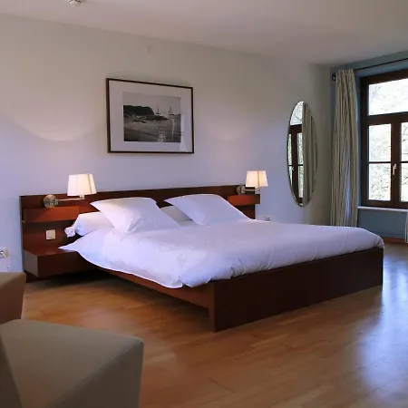 Отель Hôtel - Ferme Du Château D'ahin