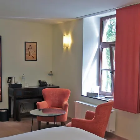 Отель Hôtel - Ferme Du Château D'ahin Юи