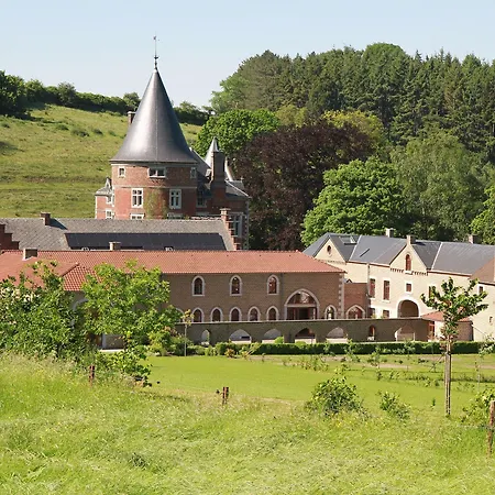 Hôtel - Ferme Du Château D'ahin 3*