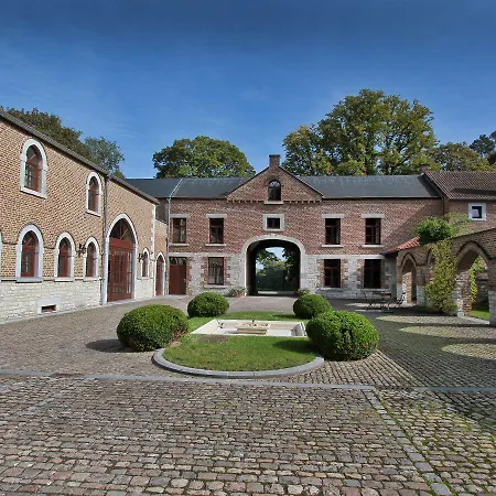 Hôtel - Ferme Du Château D'ahin Hotel 3*