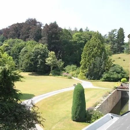 - Ferme Du Chateau D'ahin 3* Huy