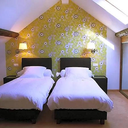 Hôtel - Ferme Du Château D'ahin Отель 3*