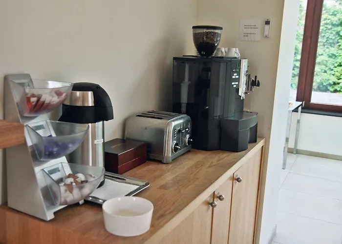 Hôtel - Ferme Du Château D'ahin 3*