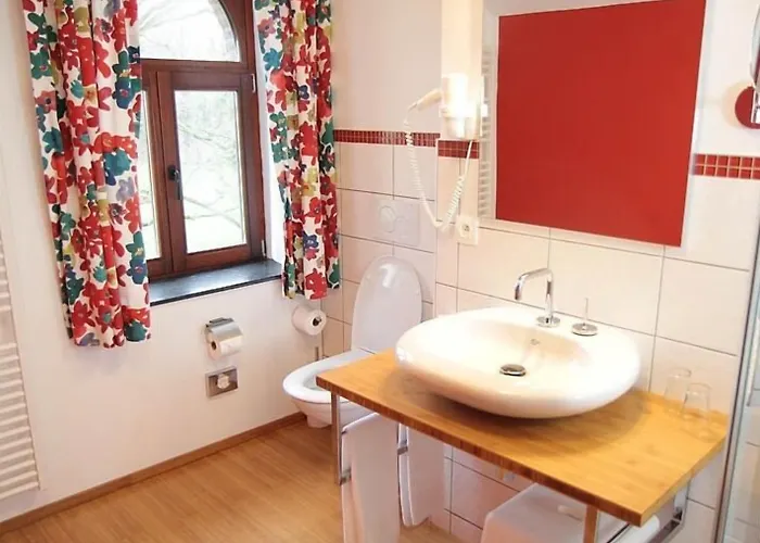 Hôtel - Ferme Du Château D'ahin 3* Huy